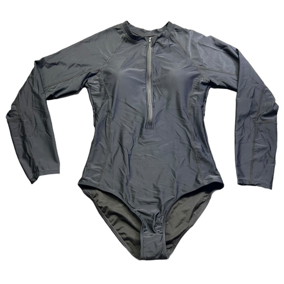 DACI women’s black long sleeve front half zip rashguard surfsuit NWT - Picture 16 of 16